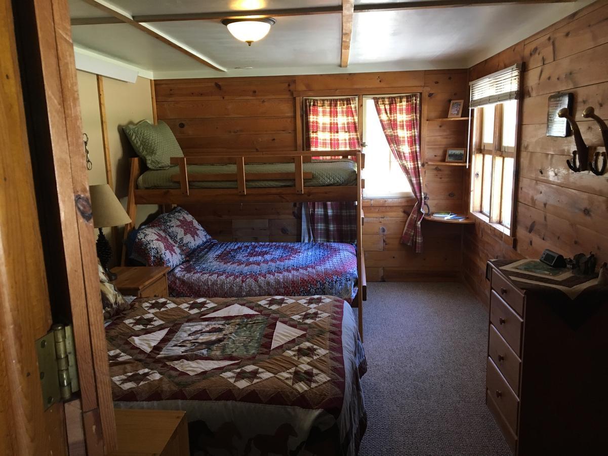 Ghost Canyon Getaway Hotel Hermosa Екстериор снимка